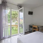 호텔 Les Mimosas 2*