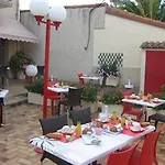 호텔 Les Mimosas 2*