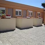 Les Mimosas 2*