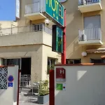 Les Mimosas 아르젤레쉬르메르