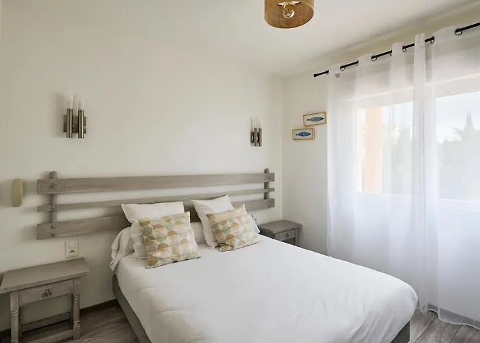 Hotel Les Mimosas 2*