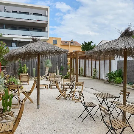 Les Mimosas Hotel