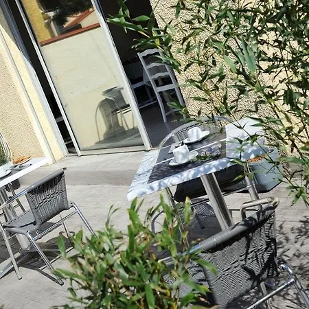 Hotel Les Mimosas 2*